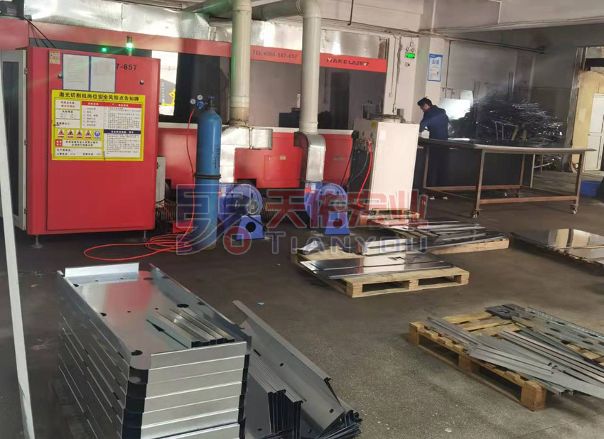 鈑金切割折彎車間